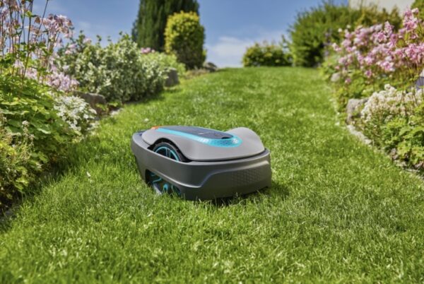 GARDENA smart SILENO city 500. Tondeuse robot connectée. 500m². Tond sous la pluie. Capteur de gel. Nettoyage à l’eau. Ultra-silencieuse – Image 5